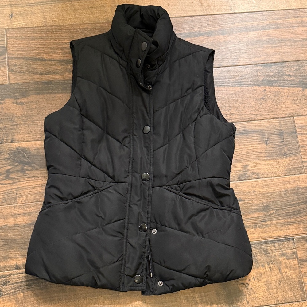 Banana Republic Women's Quilted Black Vest Petite Small